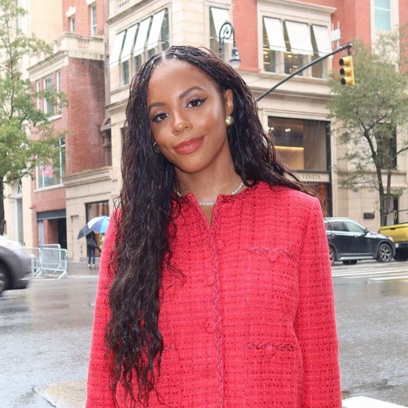 7 Ways to Wear Burgundy Without Defaulting to Black
