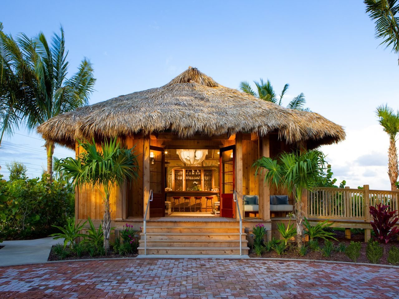 How to Plan the Ultimate Private Island Escape: 7 Essential Tips